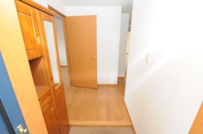 グッドシティ下富野 玄関