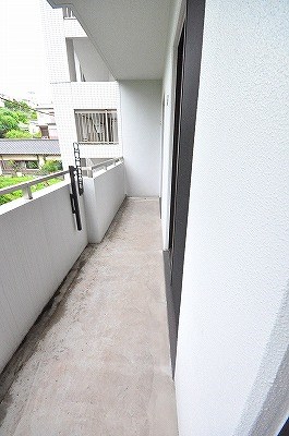 ルネス到津の森 ベランダ