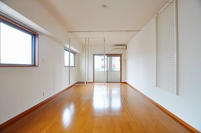 大八ビル ベッドルーム