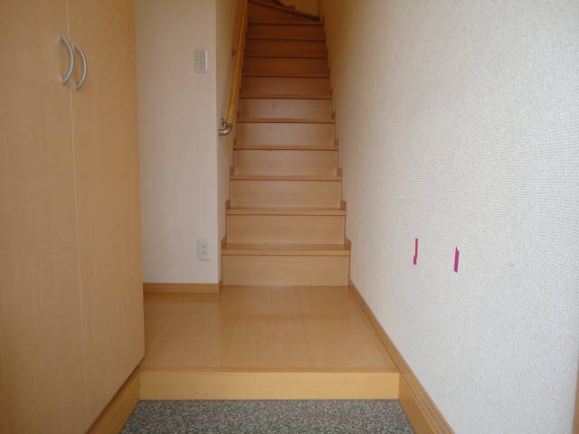 フルール　b棟 玄関