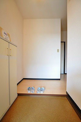 コモンシティ志井　Ａ棟 玄関