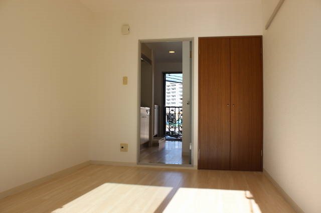 メゾン・エイト リビング