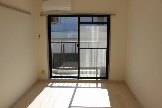 メゾン・エイト ベッドルーム