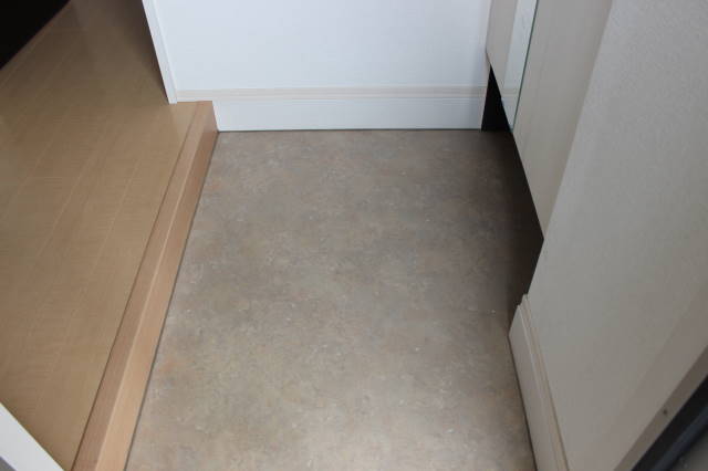 オレンジコート 玄関