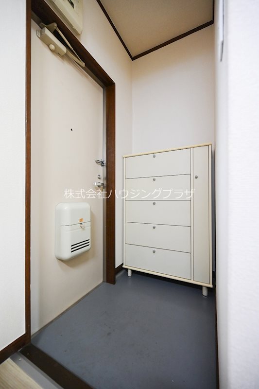 カームハイツ 玄関