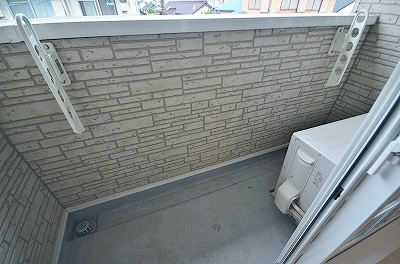 ラディエ足原 ベランダ