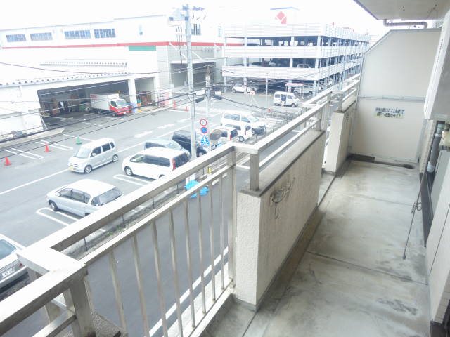 平稲ビル楽々園 ベランダ