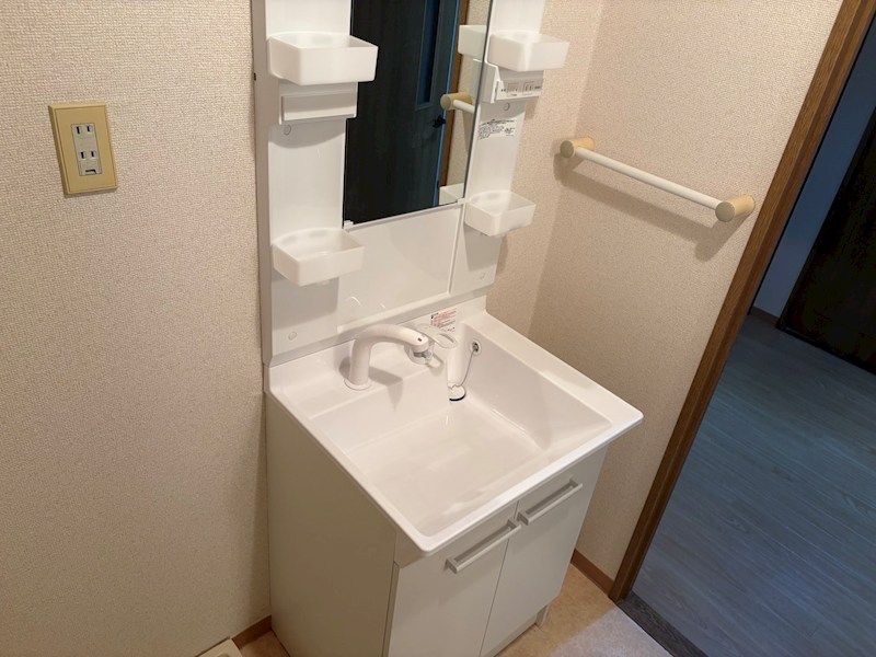 エレガンテヒロ その他