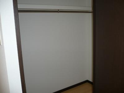 モンサント旭町 収納