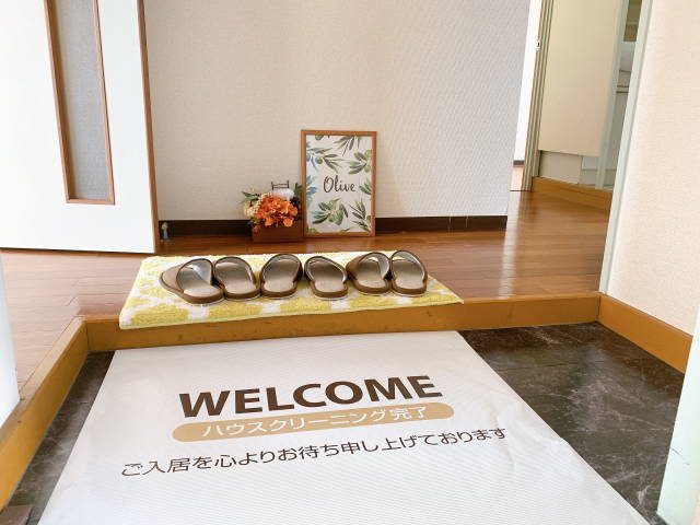 TSビル 玄関