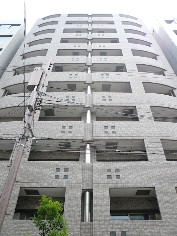 大阪府大阪市西区西本町3丁目 外観