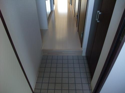 リュミエール東山田 玄関