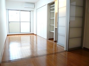 大阪府大阪市中央区南久宝寺町２丁目 リビング