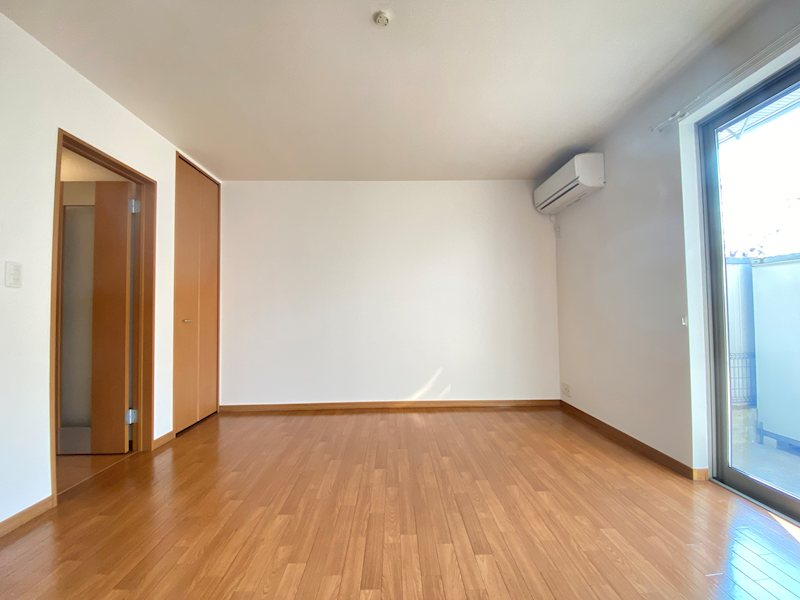 フローラ リビング