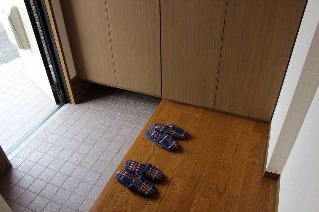 COURT皆賀 玄関