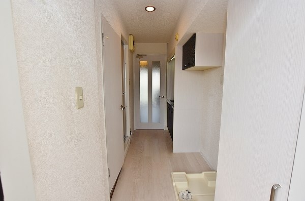 リファレンス片野 玄関