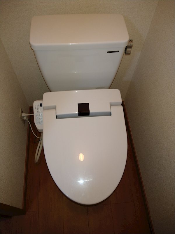 ロイヤルハイツⅢ トイレ