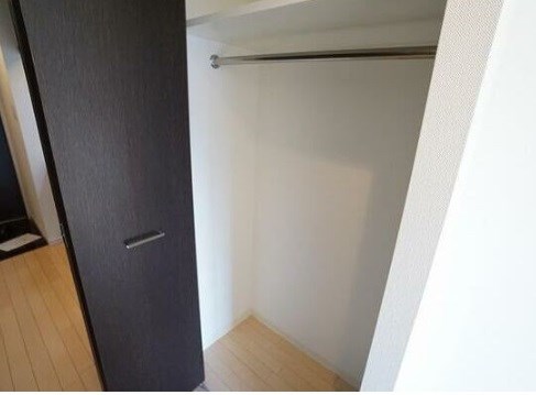 アーデンタワー西本町 収納