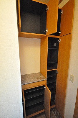 サンシャインブリッジ 玄関