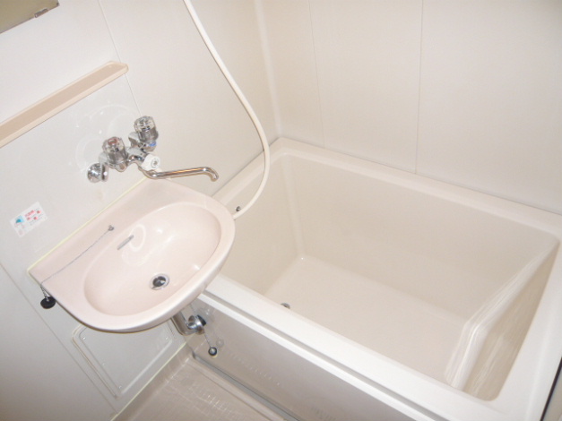 ビレッジ中央 風呂画像