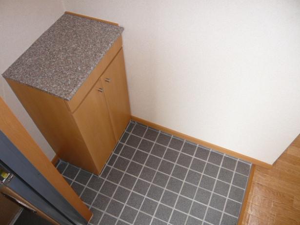 ラージウエスト 玄関