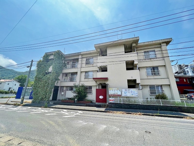 レディースマンションなでしこ 205号室 外観