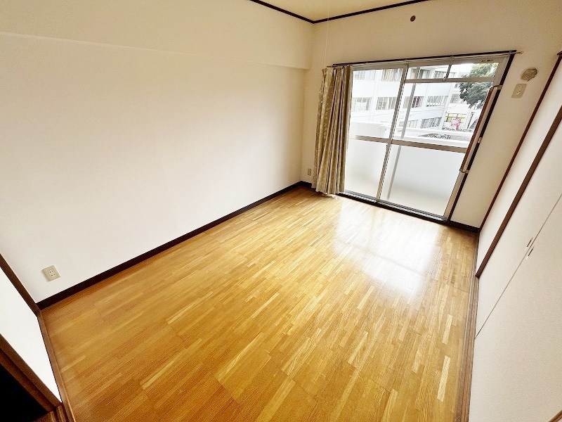 ＩＷＫビル ベッドルーム