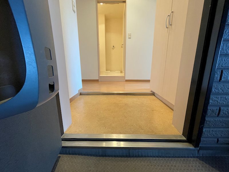 フォブール五日市駅前 玄関