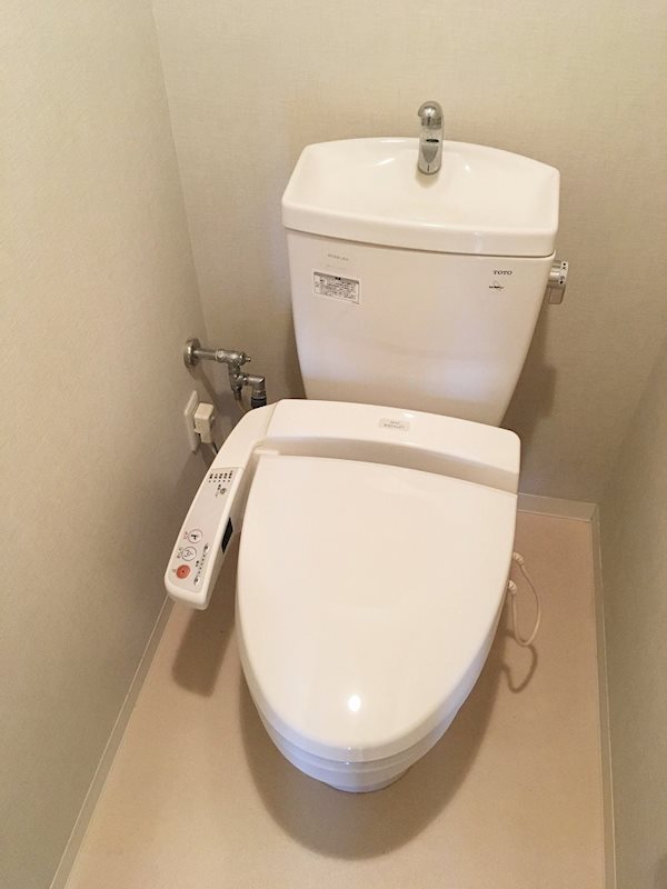 エスティメゾン赤羽 トイレ