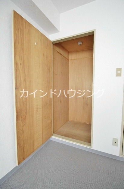 スカイハイツ中加賀屋 収納