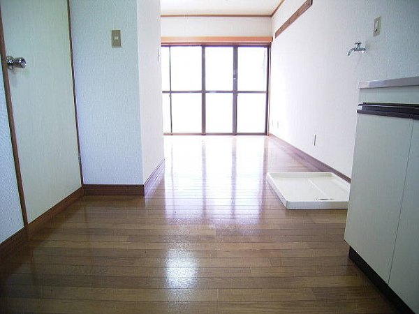 シャトルなみき  リビング