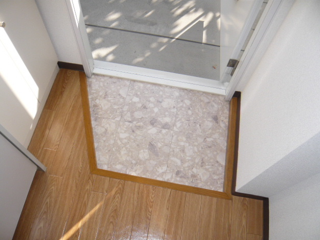 クレールY 玄関