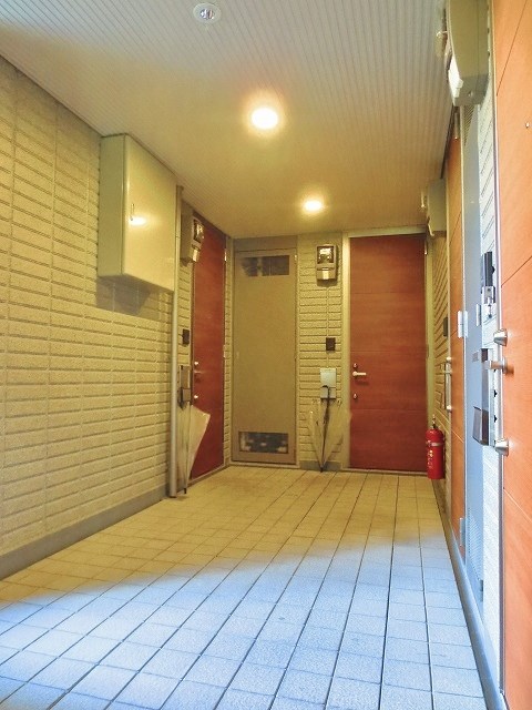 カーサ中加賀屋 エントランス