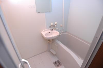 コート・デュ・ローズ 風呂画像