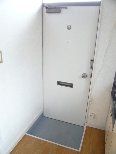 田中ハイツ 玄関
