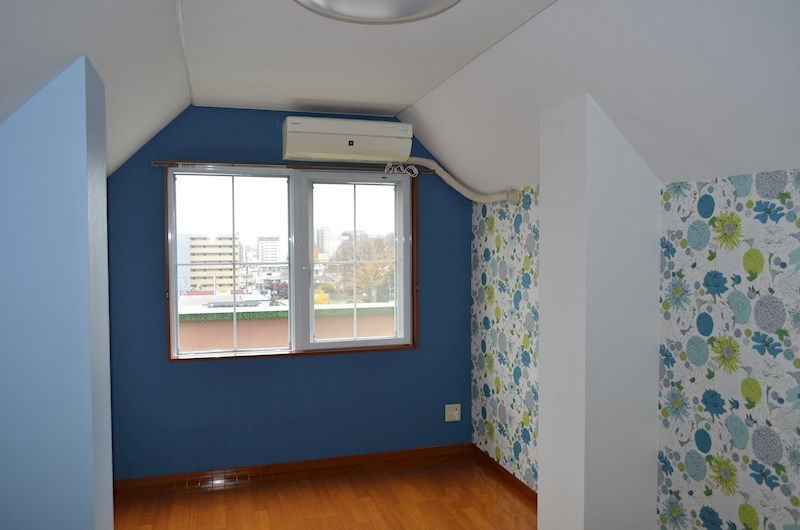 ケルムスコットコート ベッドルーム