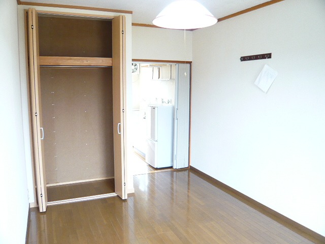 メゾン貝塚 ベッドルーム