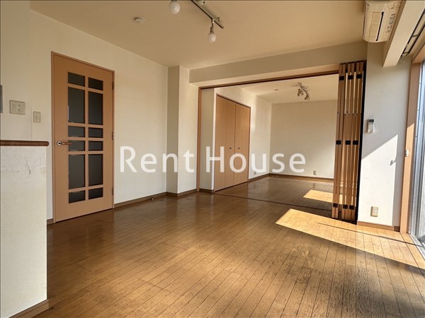 ダイヤハイツ松庵 リビング