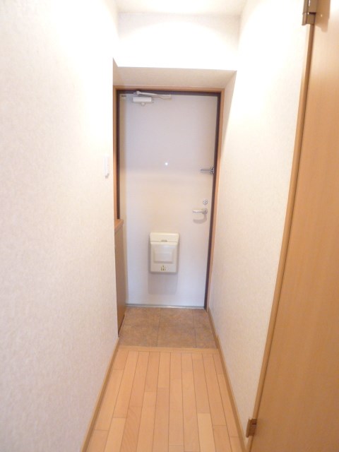 アライパッセージ 玄関