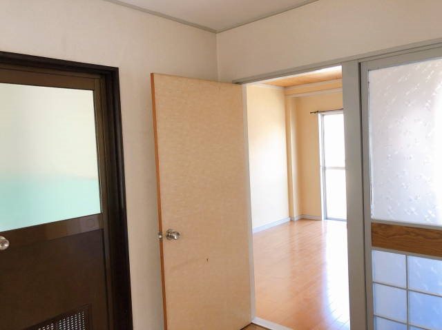 GAGA新宮苑 リビング