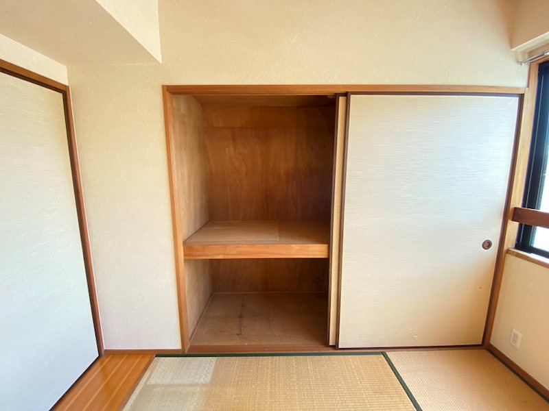 ムロヤビル 収納