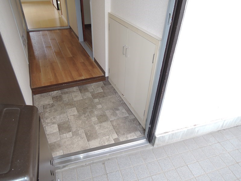 ハヤカワハイム 玄関