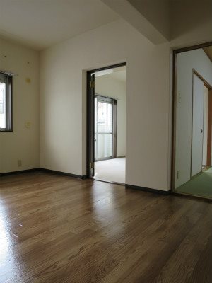 クリオ上大岡伍番館 玄関