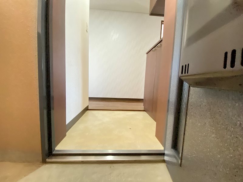 クレアシオン児玉 玄関