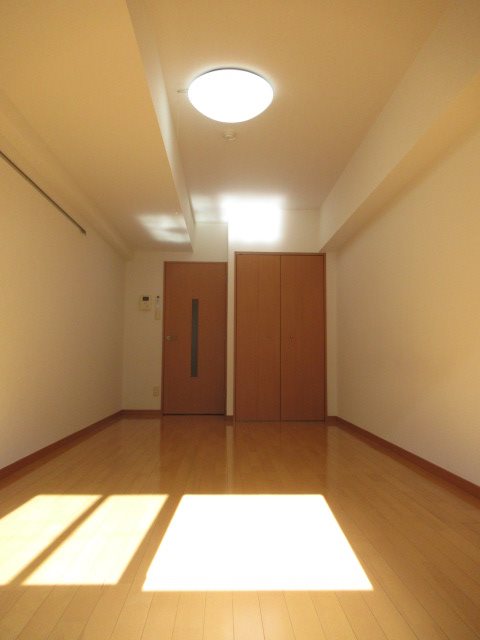 ヴィータローザ東雪谷 玄関