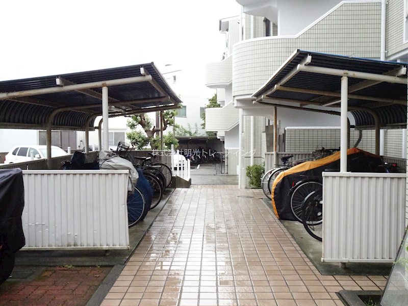 ｺﾝﾄﾞﾐﾆｱﾑﾒｲ大倉山 その他外観5