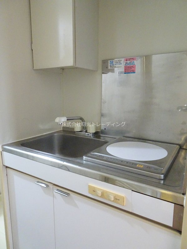 ｺﾝﾄﾞﾐﾆｱﾑﾒｲ大倉山 キッチン