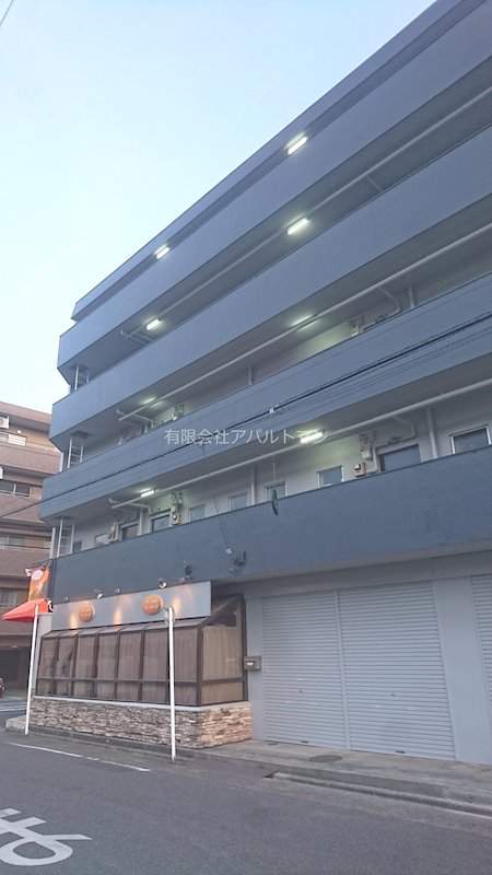 ラクラスコート山王 