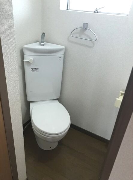 ラクラスコート山王 トイレ