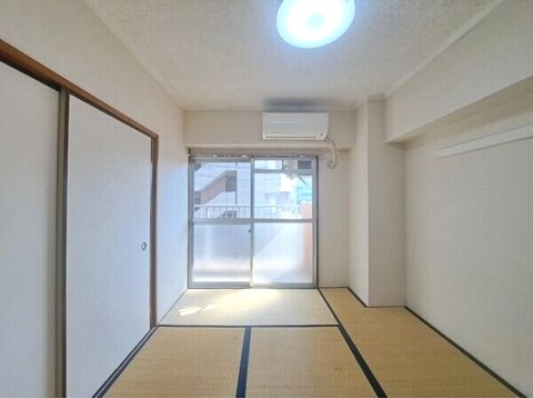浅井第２ビル　別階もご紹介可能です ベッドルーム